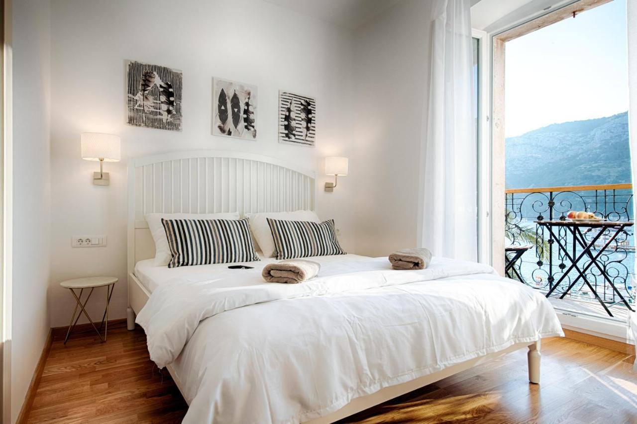 Seafront Rooms Koluna Komiža Exterior foto